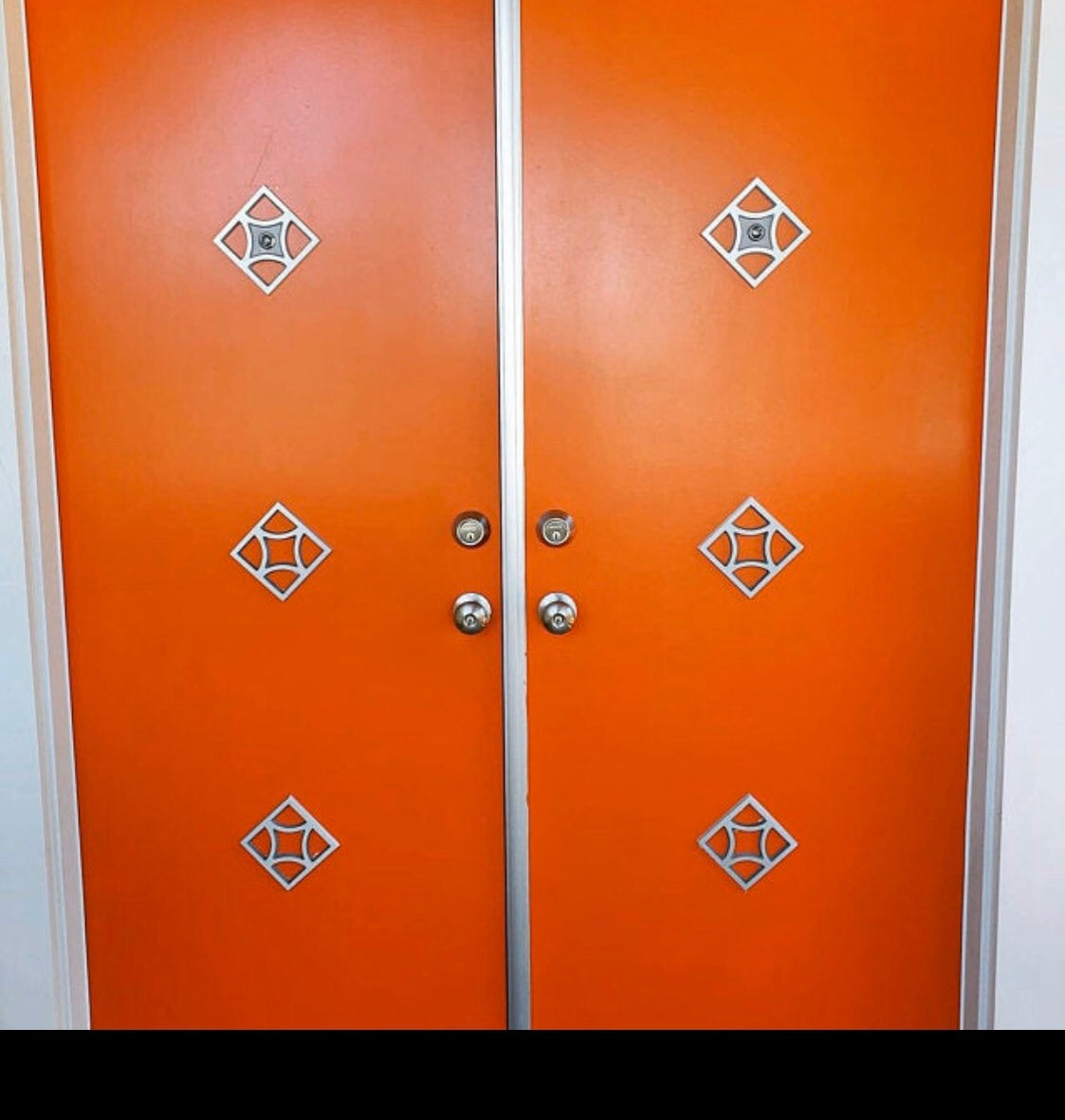 Breeze Block Door Peephole Viewer