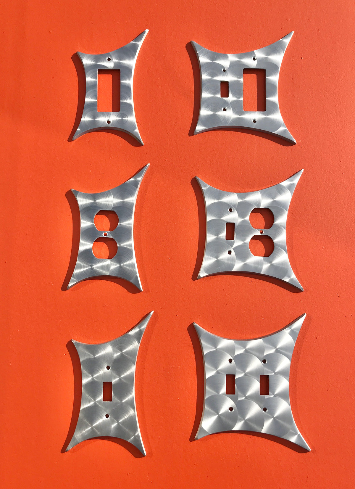 Atomic Wall Plates