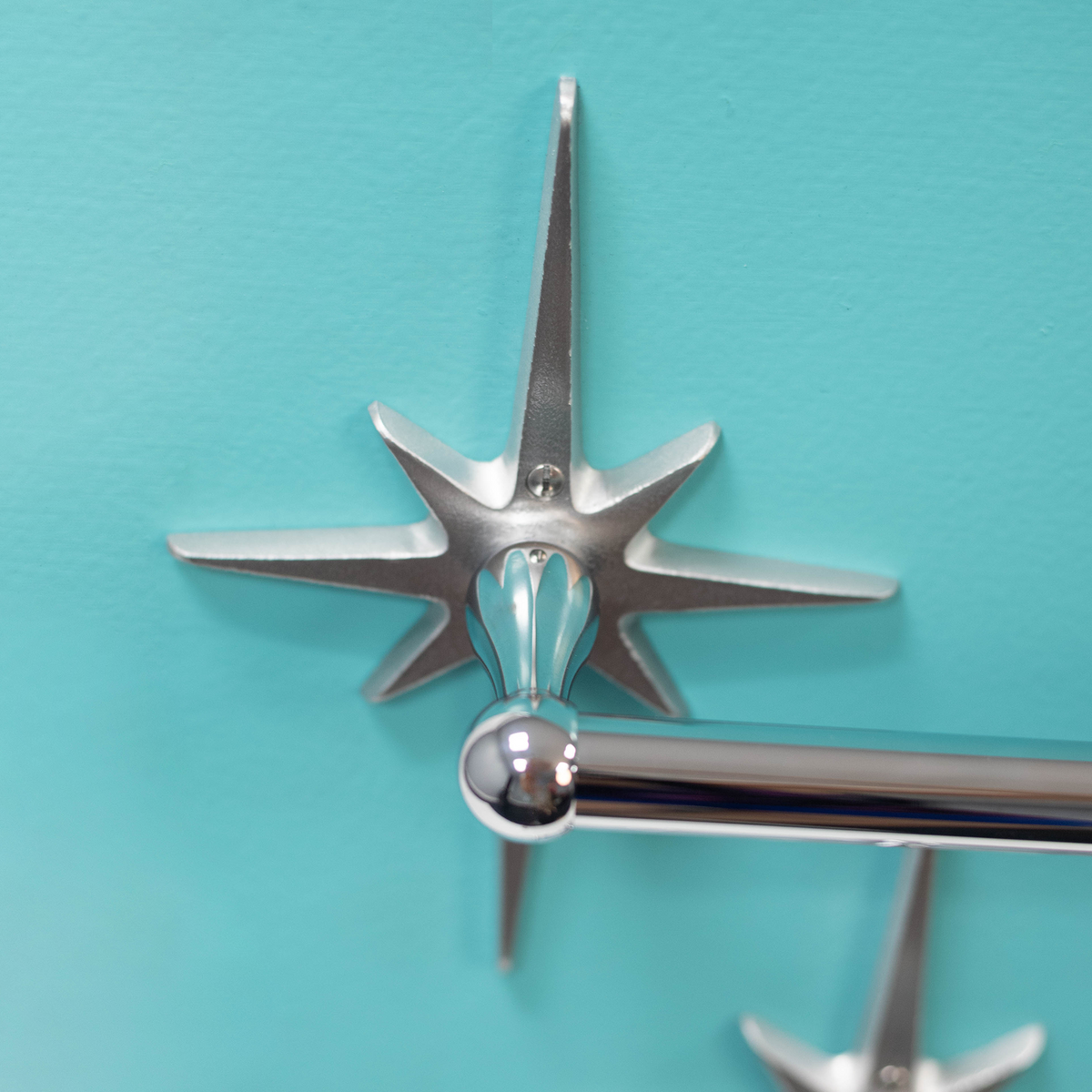 Atomic Starburst Towel Bar