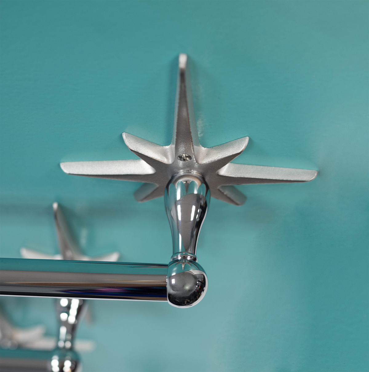 Atomic Starburst Towel Bar