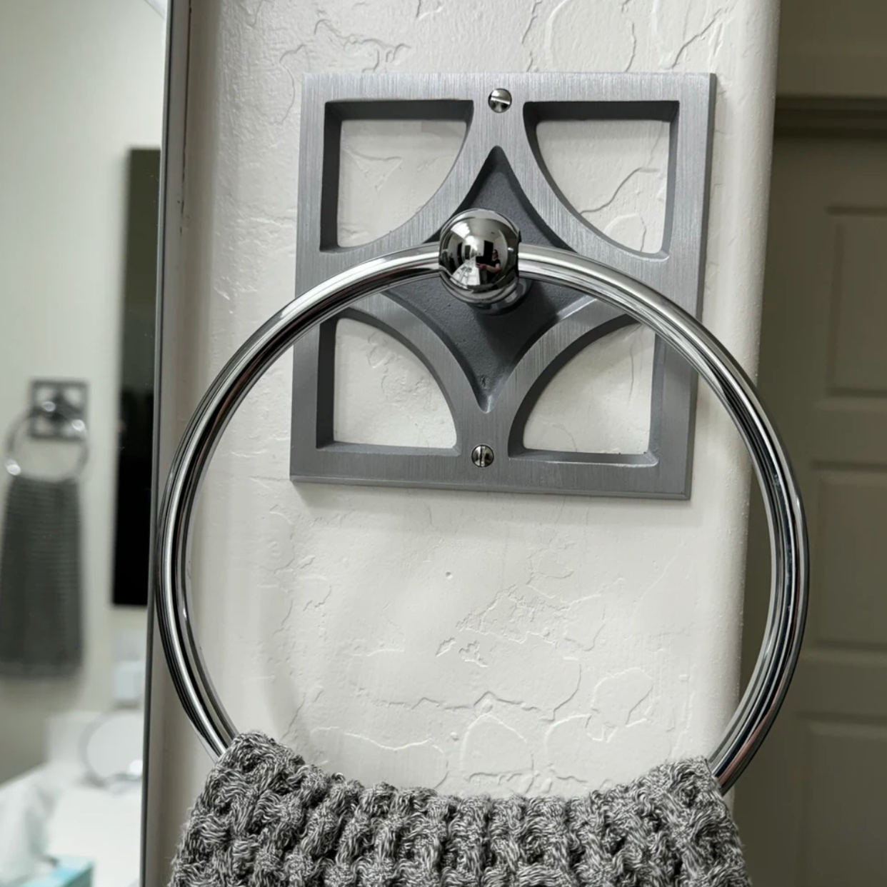 Breeze Block Towel Ring