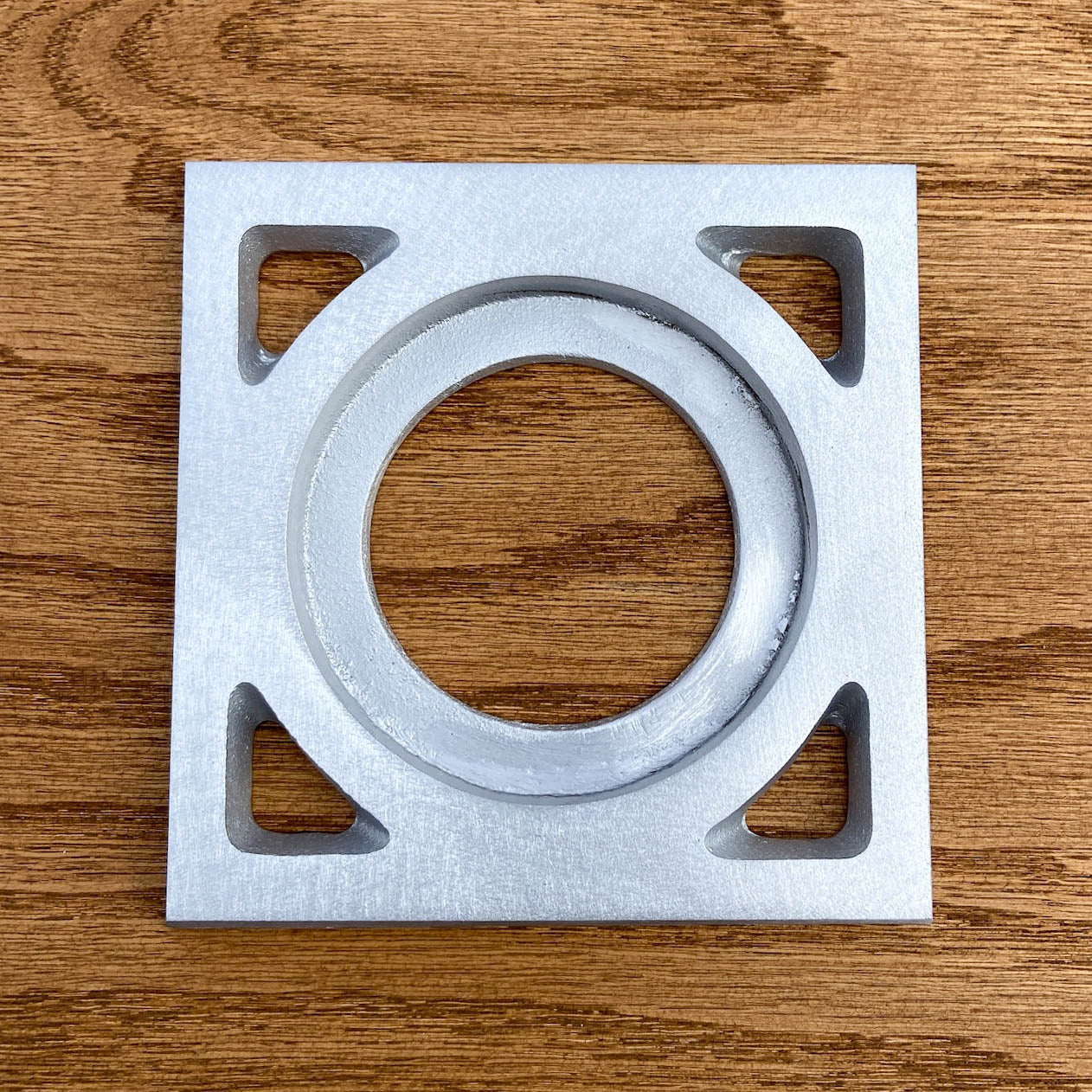 Breezeblock Solo Aluminum Doorknob Escutcheon Plate