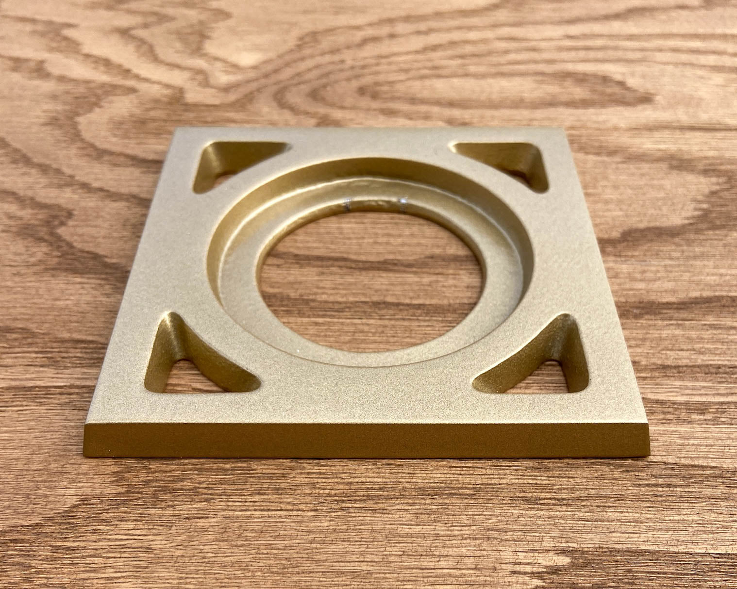 Breezeblock Solo Aluminum Doorknob Escutcheon Plate