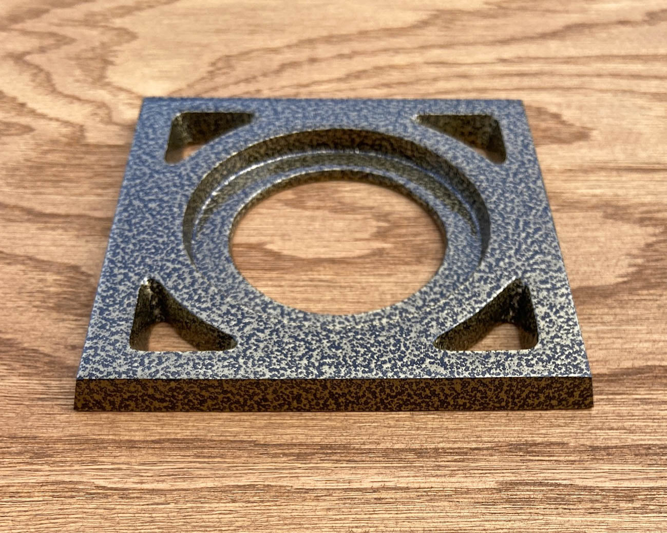 Breezeblock Solo Aluminum Doorknob Escutcheon Plate