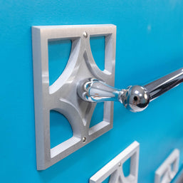 Breeze Block Towel Bar